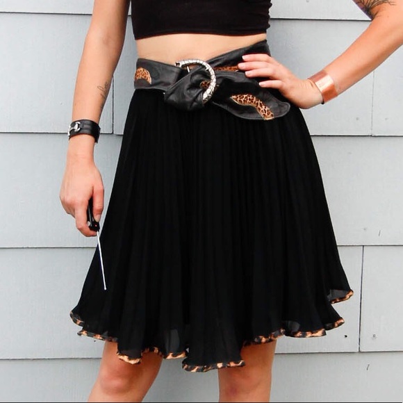 Vintage Leopard Trim Skirt - Picture 2 of 6